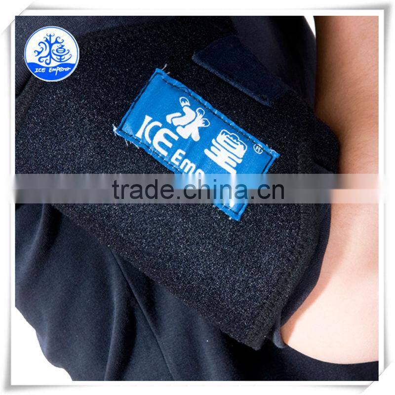 hot and cold therapy use shoulder ice wrap