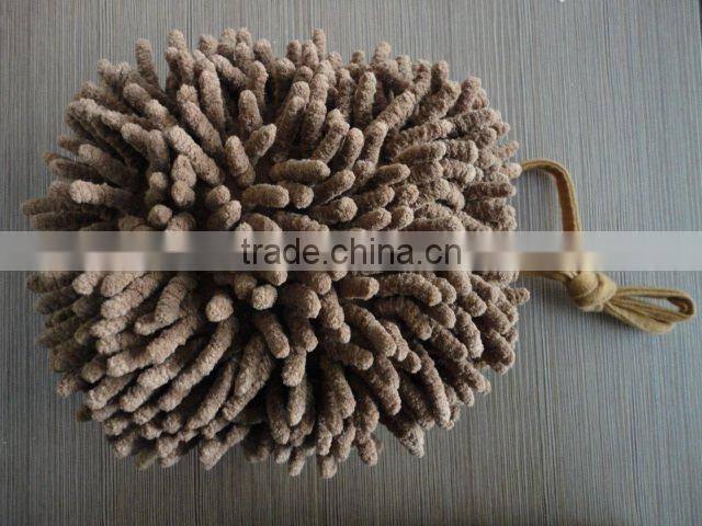 Washing cloth with animal head