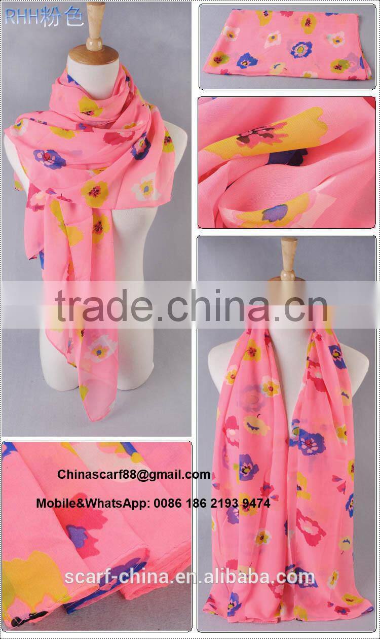 Women's 100% plaid wool scarf