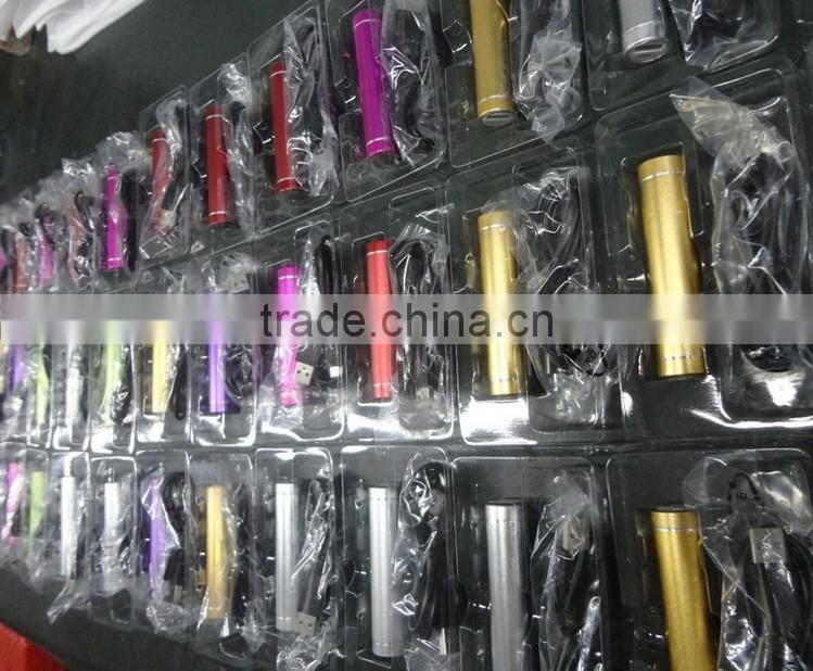 2016 factory price cylinder shape power bank,portable power bank with LED light