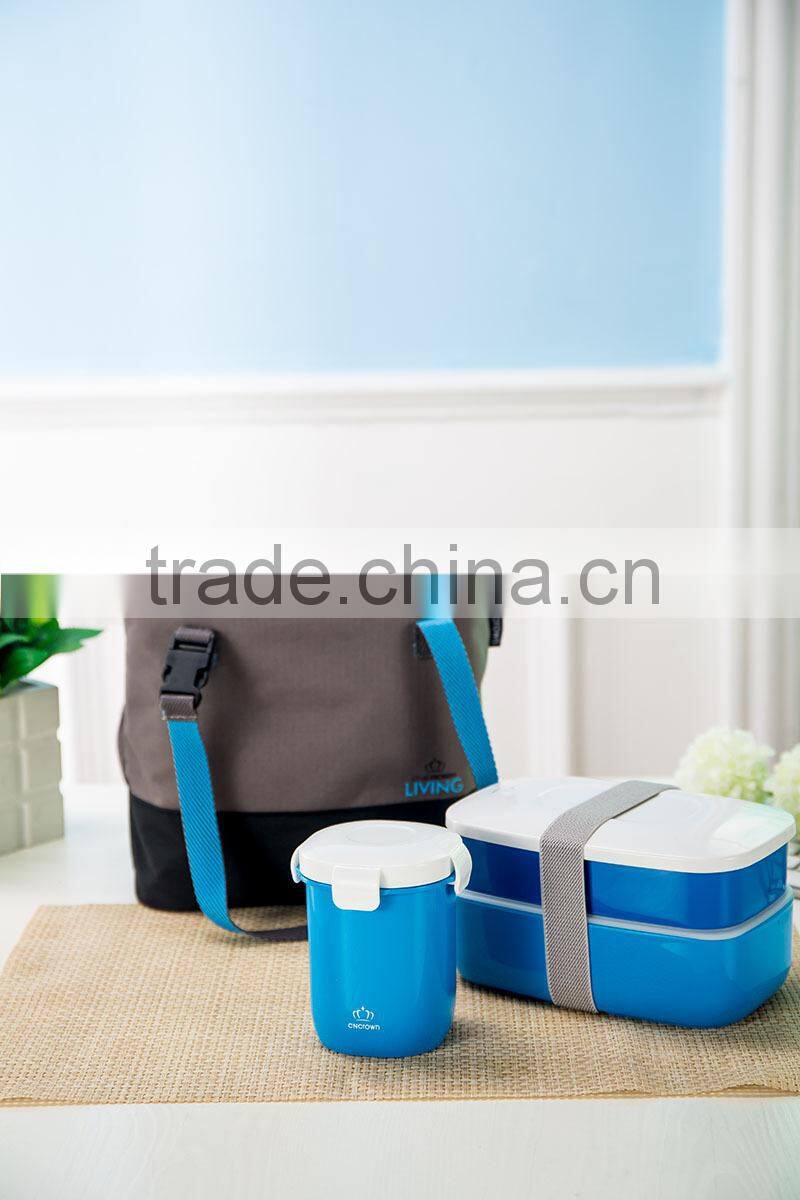 lunch box set, including plastic lunch box, plastic go cup and insulated cooler bag