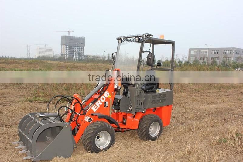 Everun Er20 Articulated Small Wheel Loader with Snow Blade