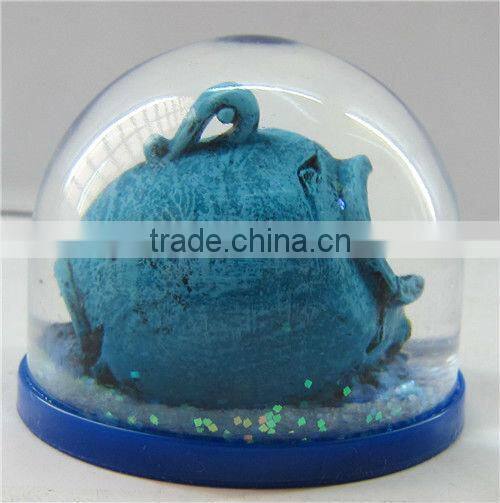 6*6*5cm customized plastic snow globe