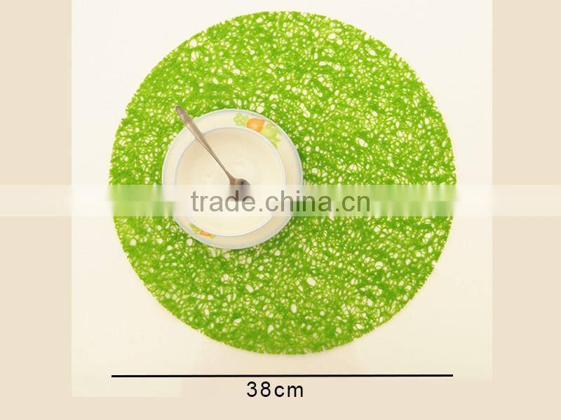 15 inch Round PE Place Mat In Green - Set of 12