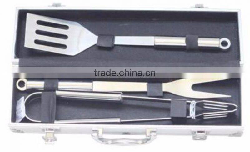 Wholesale stainless steel barbecue tool set with case