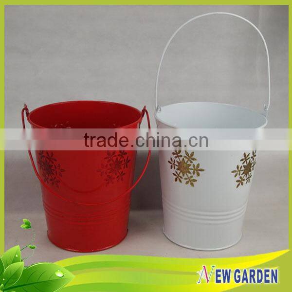 Wholesale large chinease beautiful pot in iron from balcony