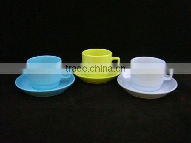white melamine handle cup