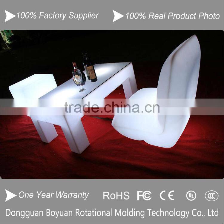Well Molded White Plastic Case LED Illuminated Salon Furniture