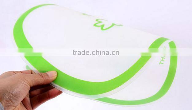 New products chopping board set with stand/cute cutting board/plastic cartoon cutting board manufacturer