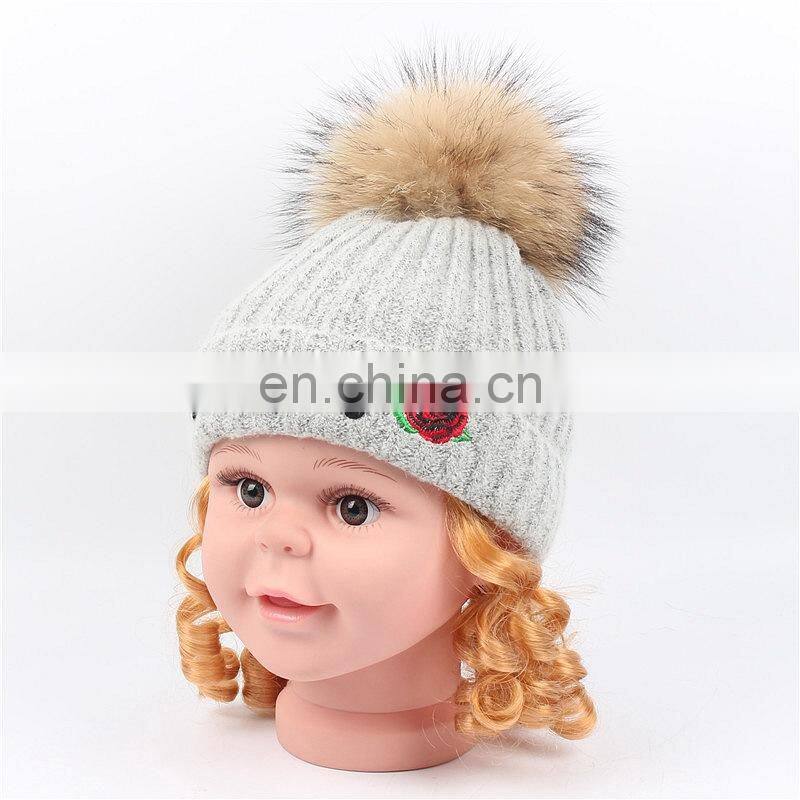 2017 New Design Product Cute Fashion Knit Kids Beanie Fur Pom Pom European Baby Hat