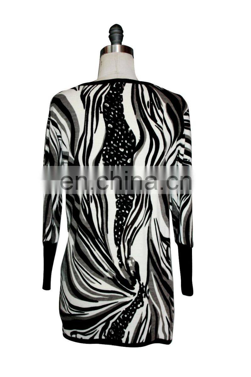 Abstract Paisley Worsted Round Neckine Tunic For Old Women