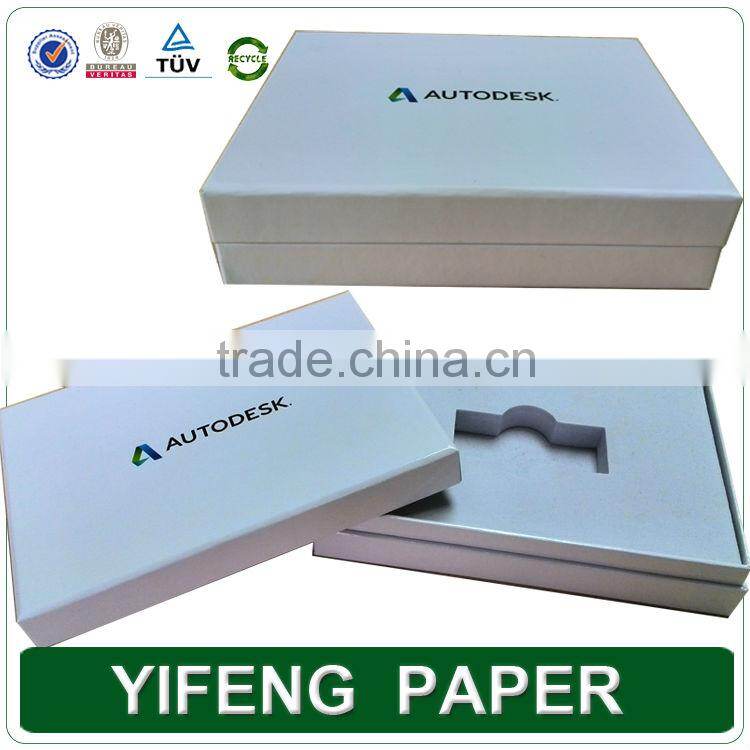 China manufacturer with lid hot stamping logo white luxury clothes storage box