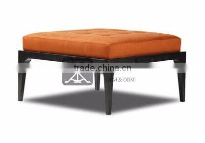 OT-017 Stable Solid Wood Base Tail Block Stool