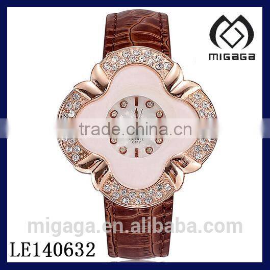 flower alloy case with rhinestone bezel women's wristwatches*flower case pearl dial wristwatches for women