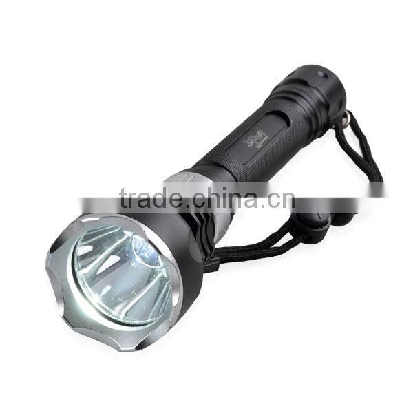 Waterproof And High Brightness XML T6 Diving Flashlight IP68