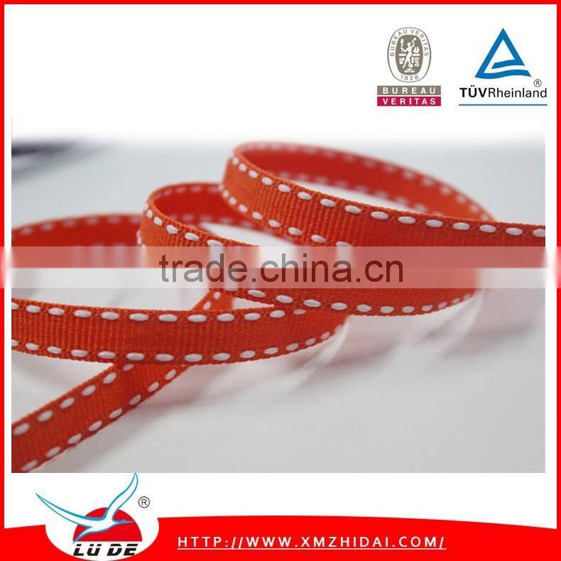 gift packing use saddle stitched grosgrain ribbon