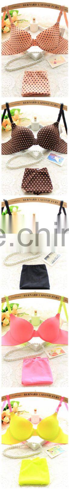Hot selling 2015 sexy bra and panty new design under bar set