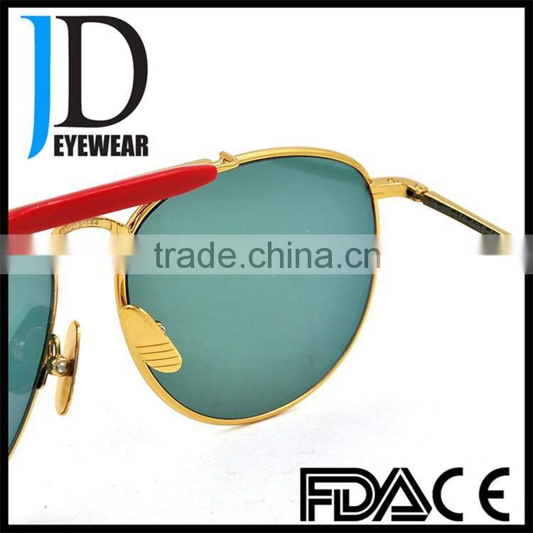 Wholesale Retro style design metal sunglasses.