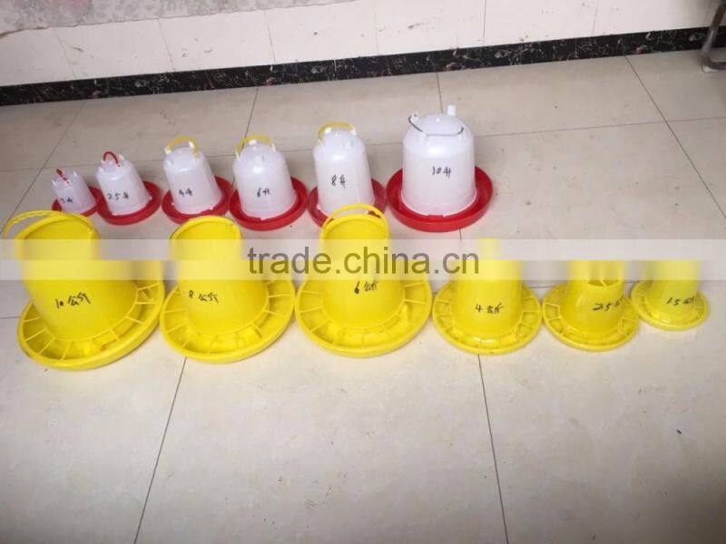 Wholesale plastic automatic chicken feeder