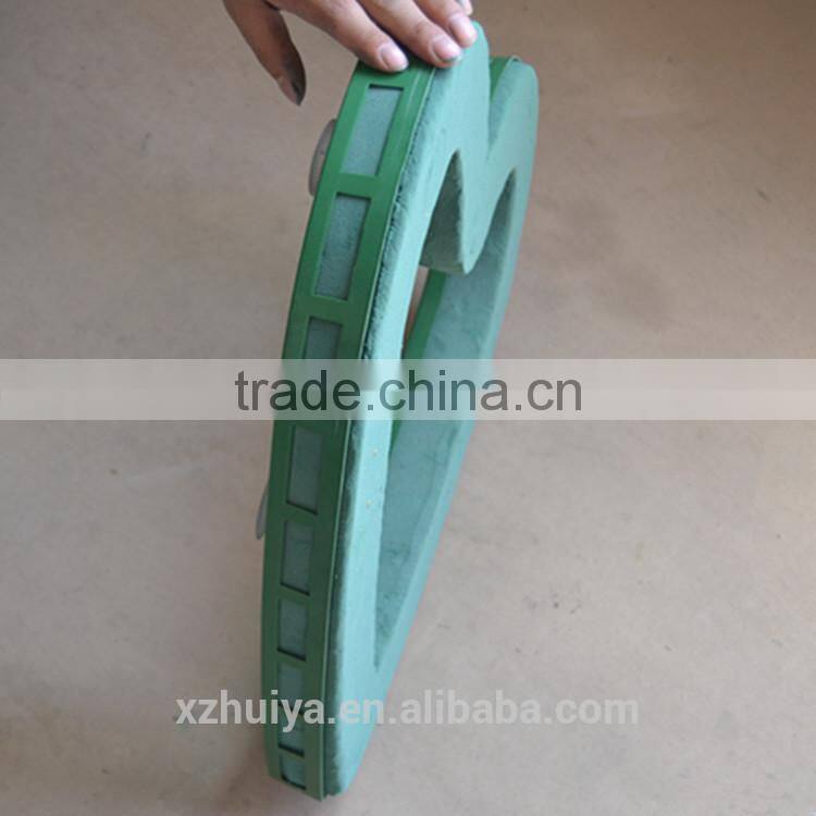 Cheap Chrysal Oasis Round Floral Foam empty heart shape