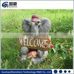 Attractive Welcome Labrador Puppies Statue
