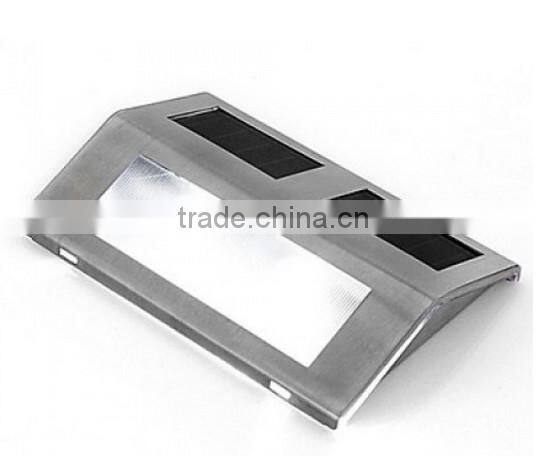 Waterproof light operated solar 2 led outdoor wall light