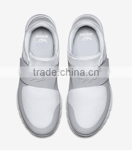 2015 new mens light running shoes sports shoes