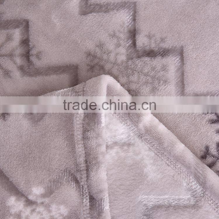 100 polyester christmas snowflake design printed flannel fleece blanket