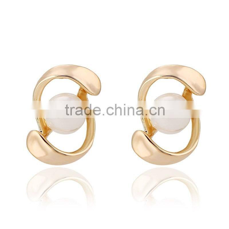 Korea Style Designs Pictures Gold Jewelry Ladies Pearl Stud Earrings