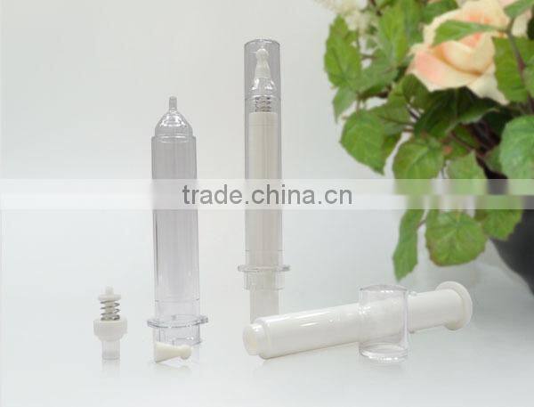 2015 Popular 10ml 20ml Eye Essence Plastic Syringe Bottle for Cosmetic Container