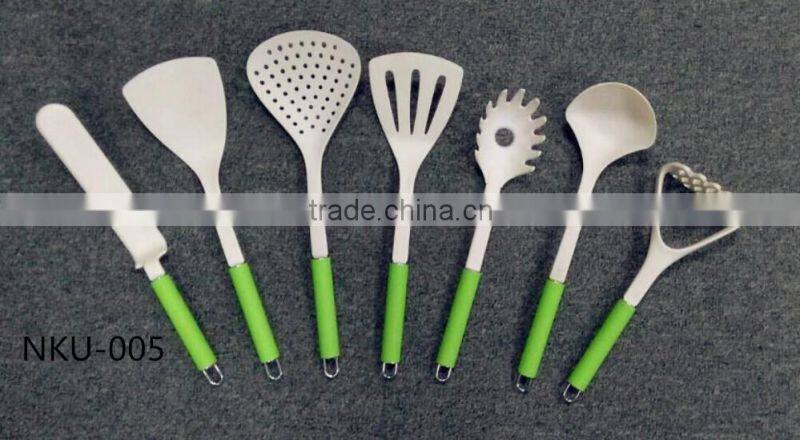 2016 Hot Sale FDA and LFGB Food Grade Colorful Nylon Cooking Utensils Set & silicone kitchen products