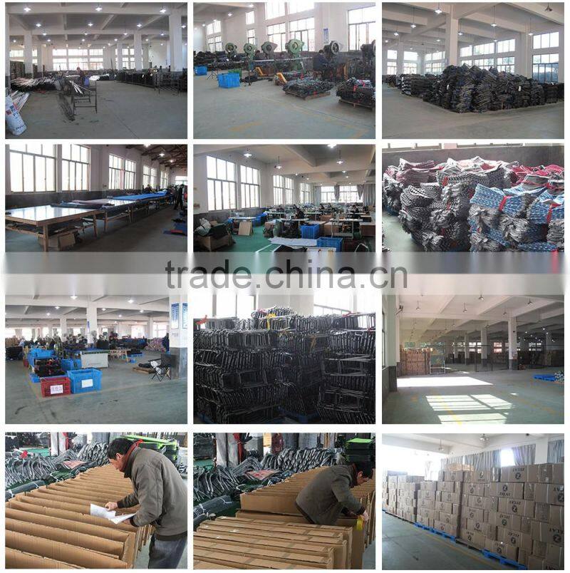 Aluminum folding director chair with side table and pocket