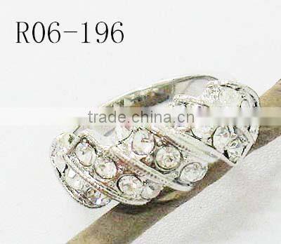 2015 fashion white paint wholesale black funny ring design animal head ring