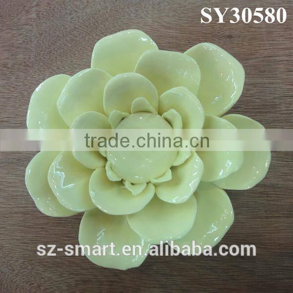 Souvenir handmake ceramic flower decoration