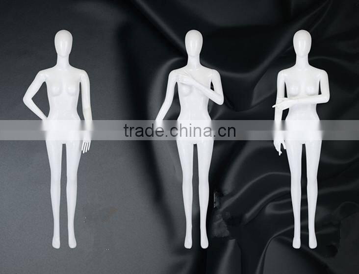 Fashion window mannequins display /mannequins /ghost mannequin