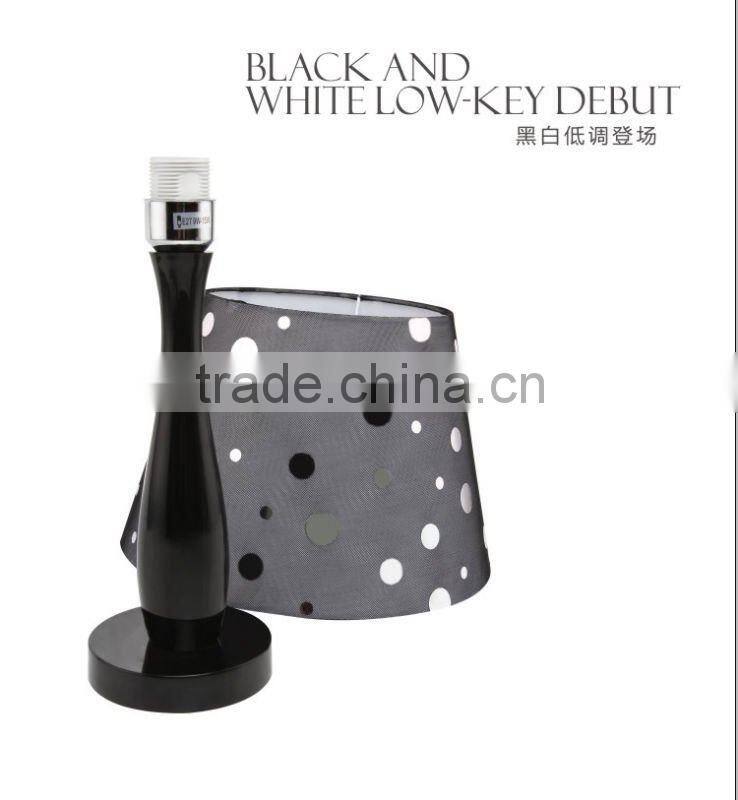 Modern tattoo light table