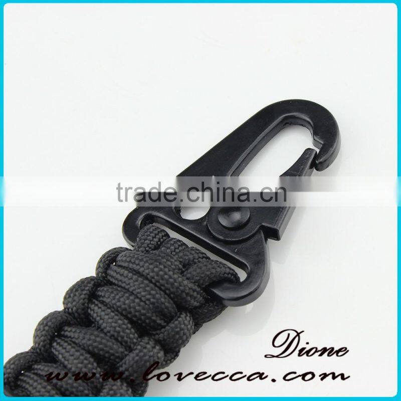 Carabiner Paracord Keychain with Firestarter