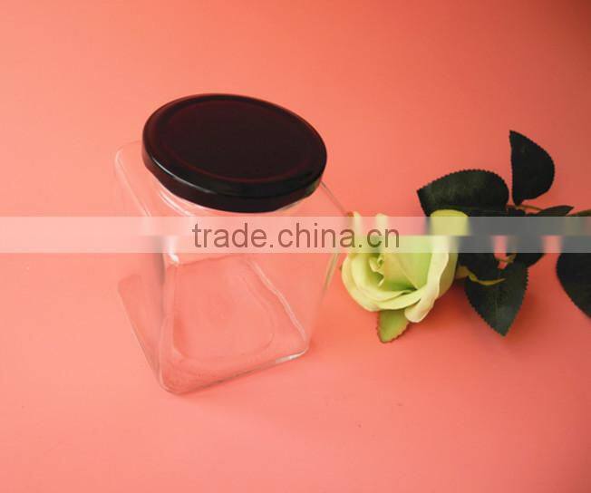 buttom price smooth square chili sauce glass jar with black lid