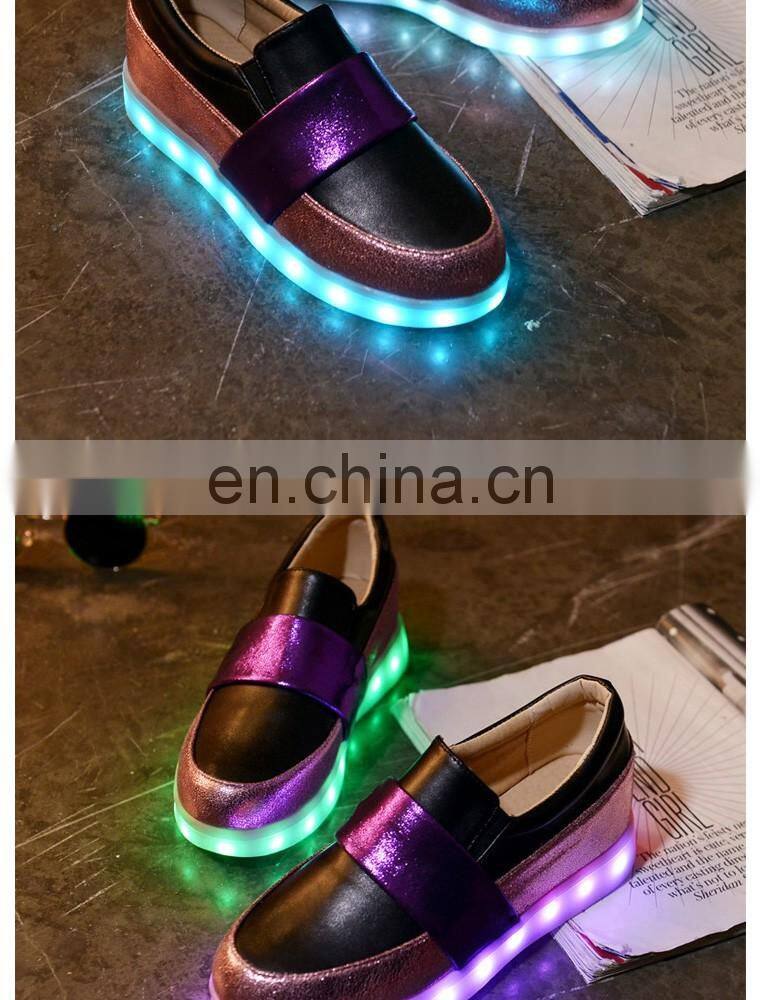 Wholesale New design Hottest Ladies shoes European fashion Women shoes LED shoes sneakers girls footwear