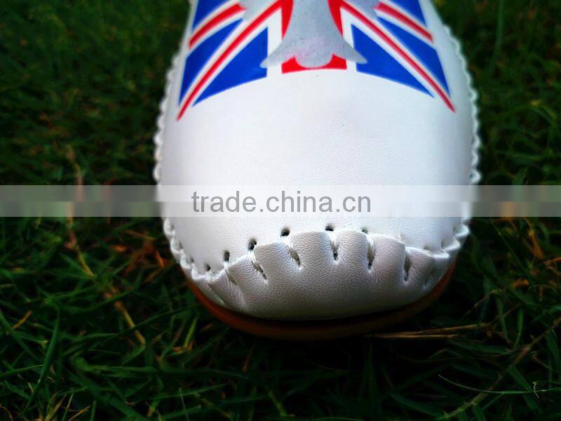 in factory supply fashion women's shoes non slip flat shoes england london wind sexy ladies shoes wholesale OEM processing