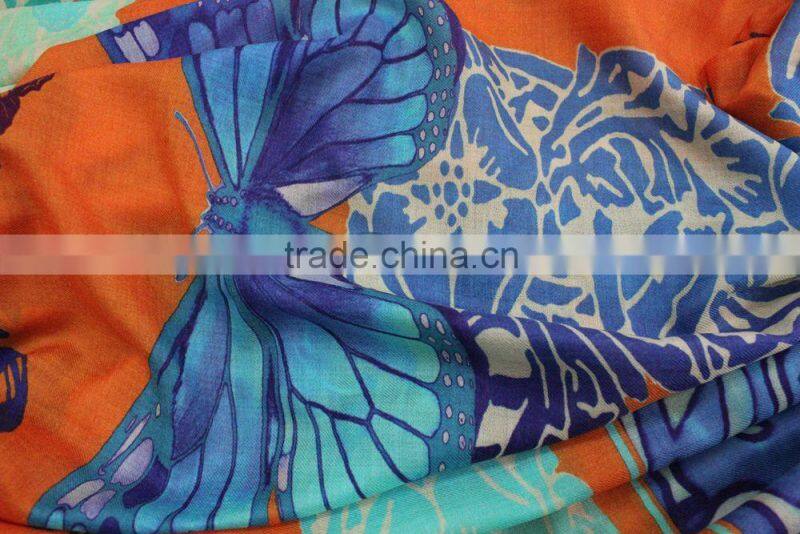 2015 wool High Quality Ladies Scarves with printed Design