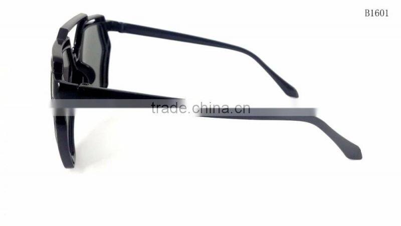 very popular cheaper plastic eyeglasses