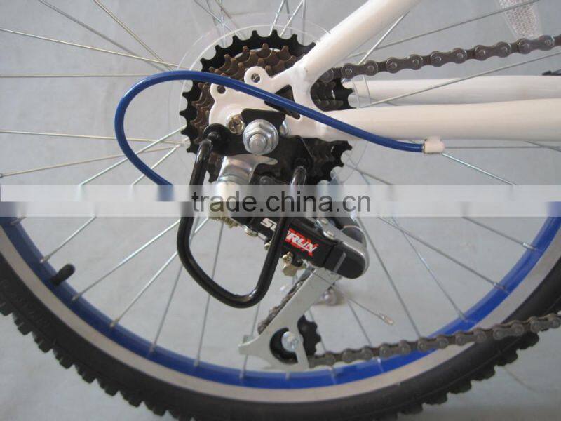 22 Inch Steel Mountain Bike 7 Speed