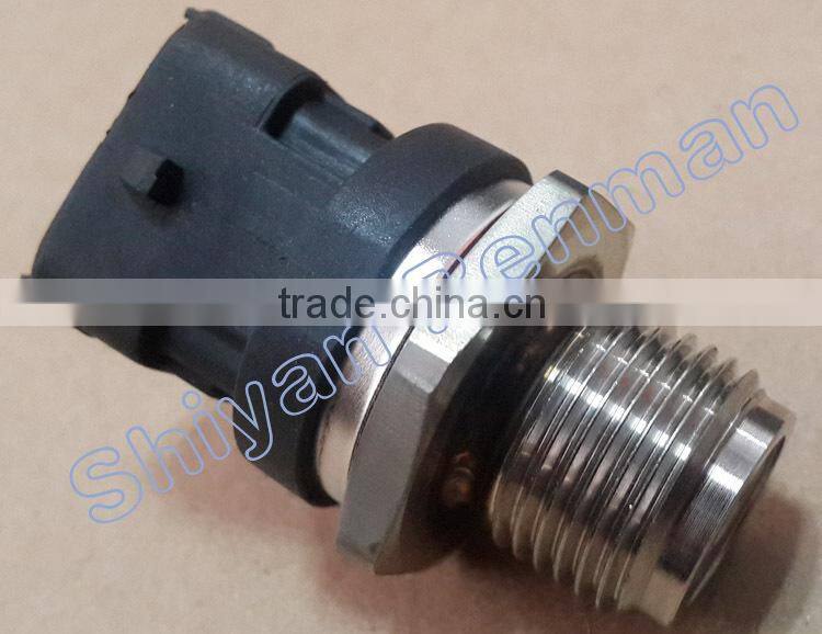 5260246 Injector Plumbing fuel pressure sensor