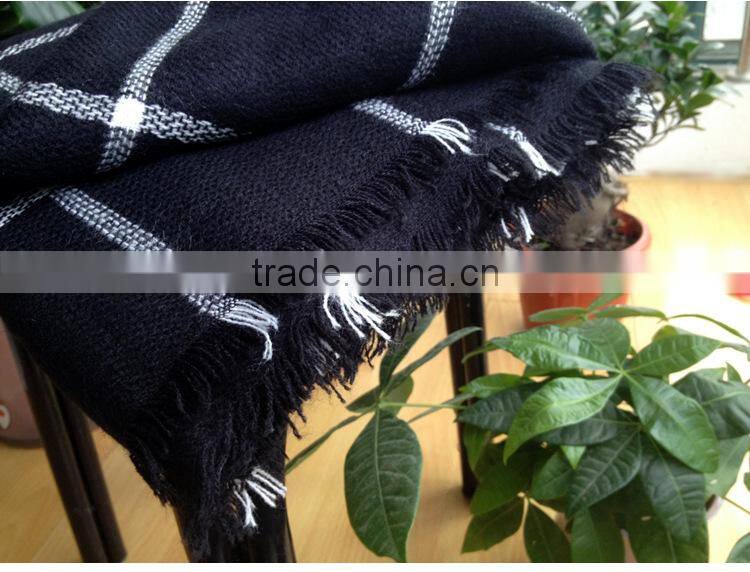 The spring and autumn and winter scarf cashmere scarf shawl and thickened long paragraph Korean students collar British lattice