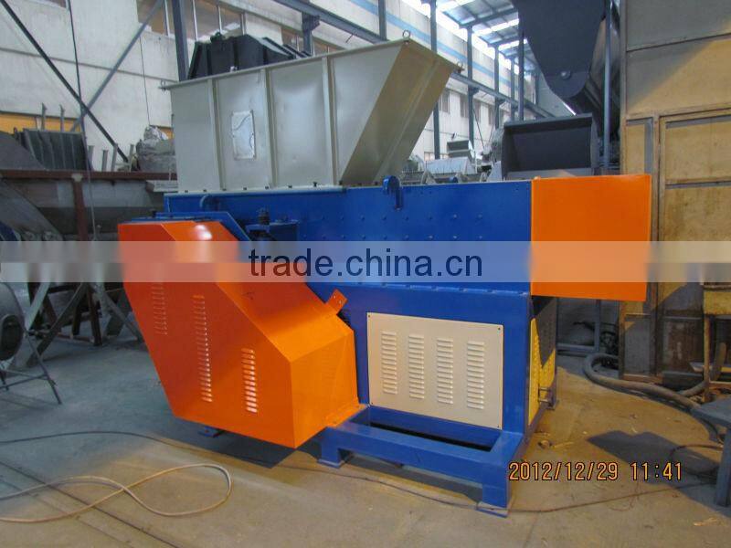 Single shaft shredder
