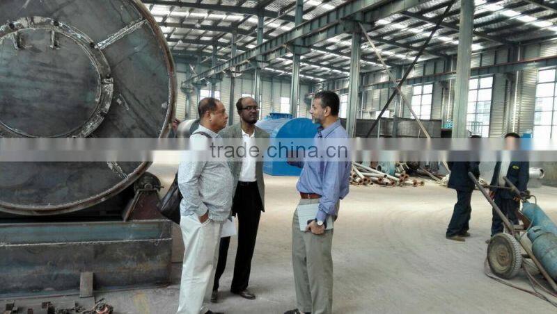 Continuous Scrap Plastic Pyrolysis Machinery Highly Improved Working Efficiency