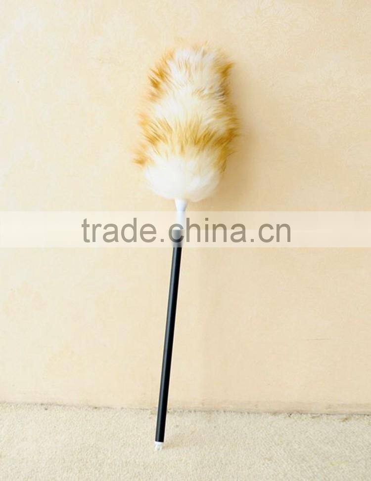 scalable plastic handle wool duster