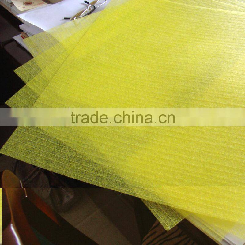 Colored fiberglass chopped strand mat