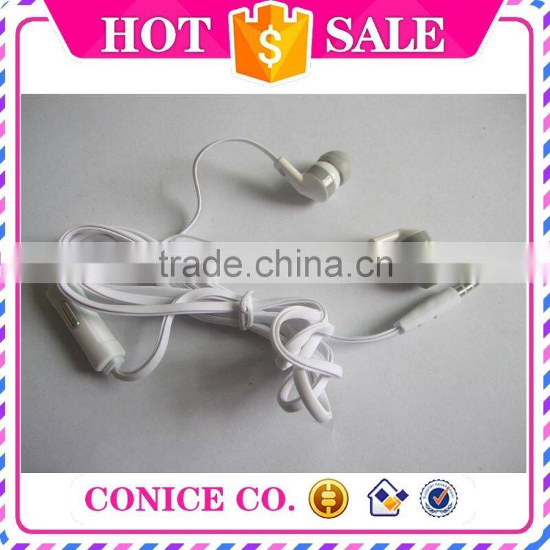 alibaba promotional cheap white flat cable silicone plug piston wired mic earphones